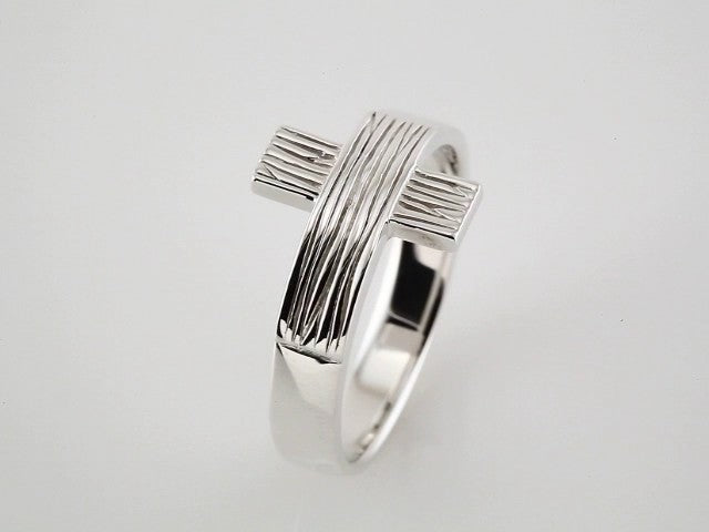 Sterling Silver The Rugged CrossÂ® Chastity Ring Size 8